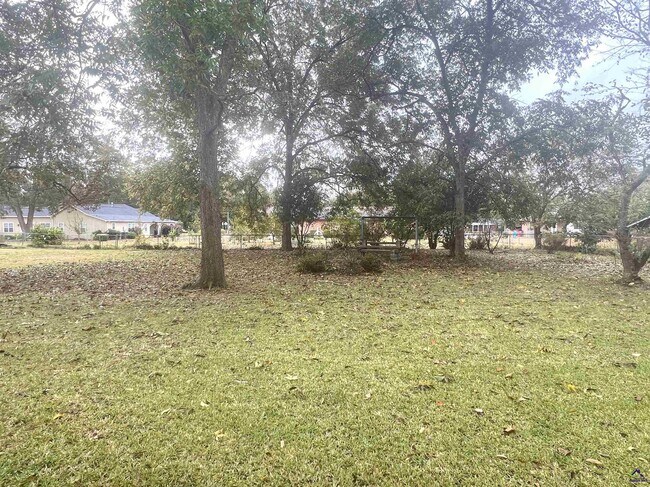 Building Photo - 3700 Dean Dr