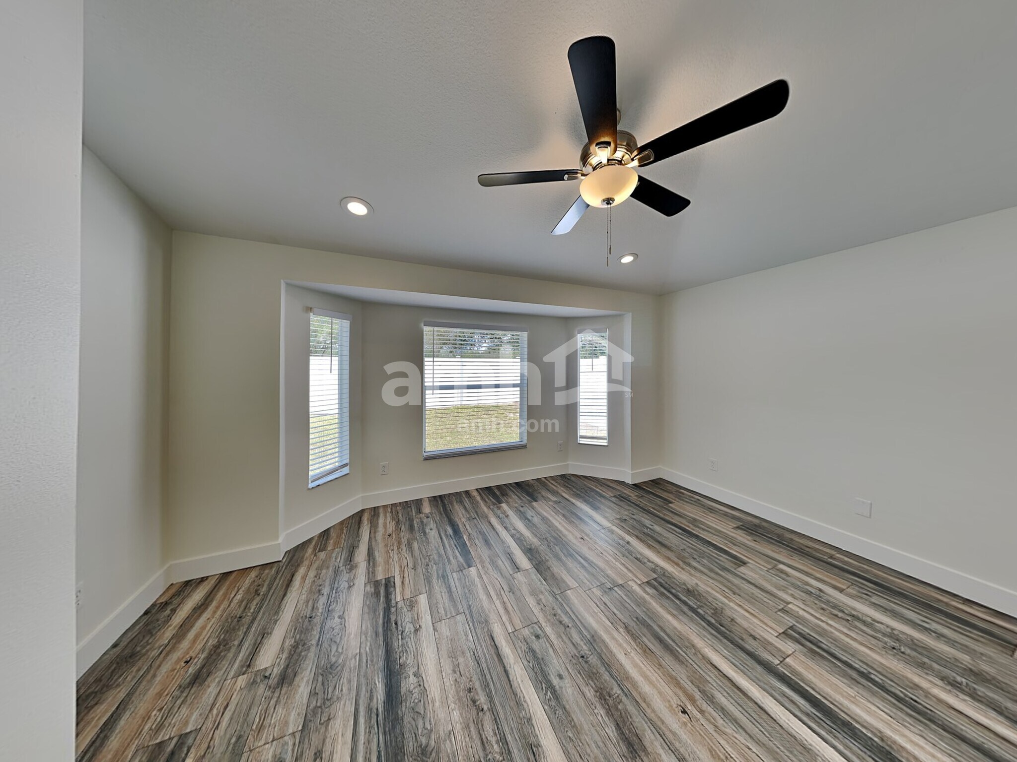 Building Photo - 12806 Adventure Dr