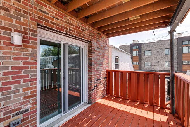 Building Photo - 6602 Ridge Ave