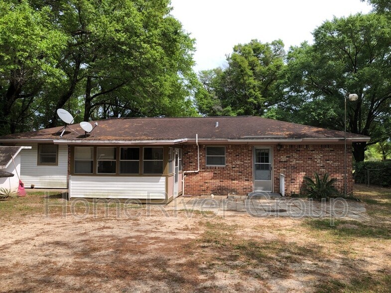 Building Photo - 1703 US-90