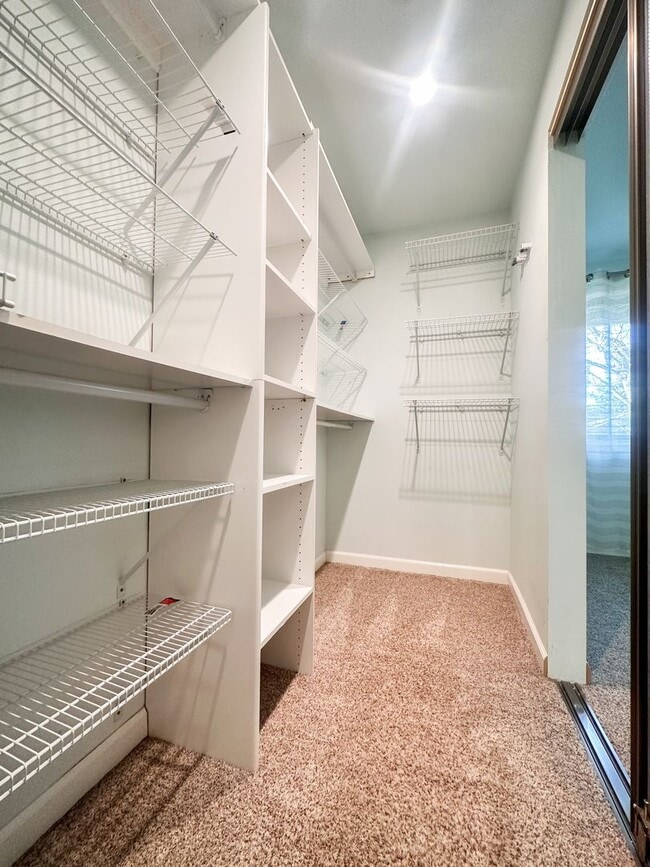 Building Photo - Charming 3 Bedroom Home in Klahanie | Issaquah Schools