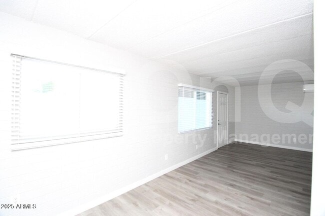 Building Photo - 44 E Roanoke Ave