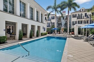 Building Photo - 121 Lily Ln