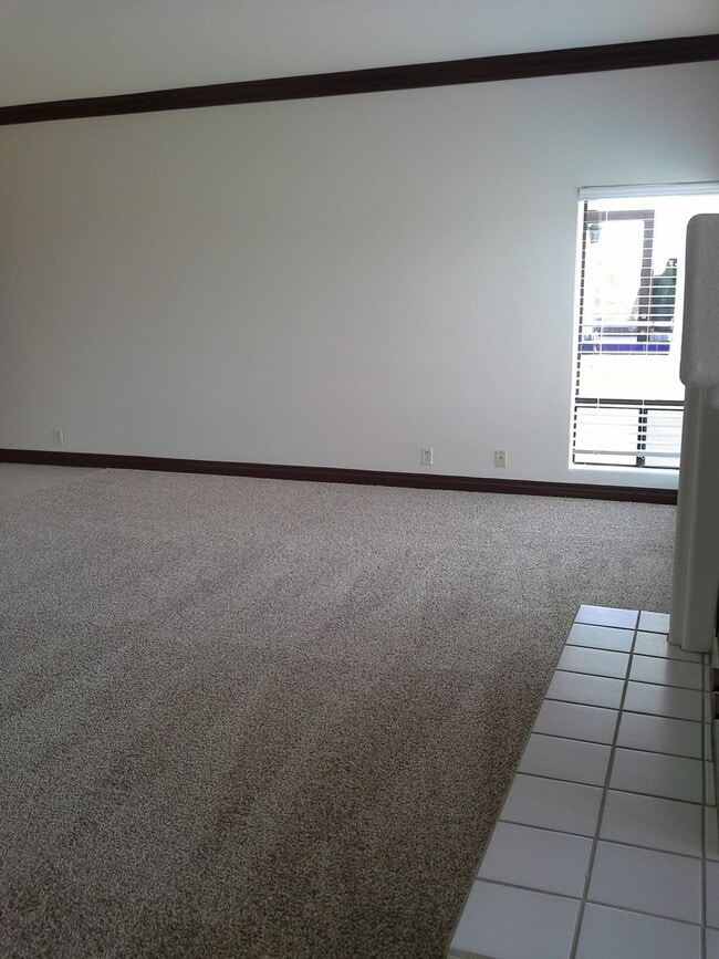 Building Photo - Terrific 1Br/1.5Ba Condo in Gated Masters Hill W/ Golf Course Views