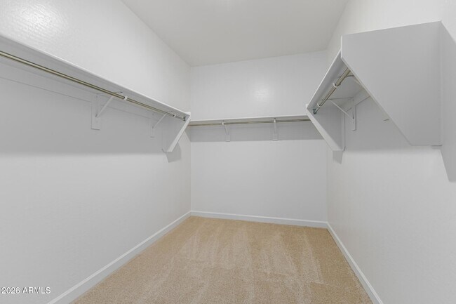 Building Photo - 6949 W Buckhorn Trail