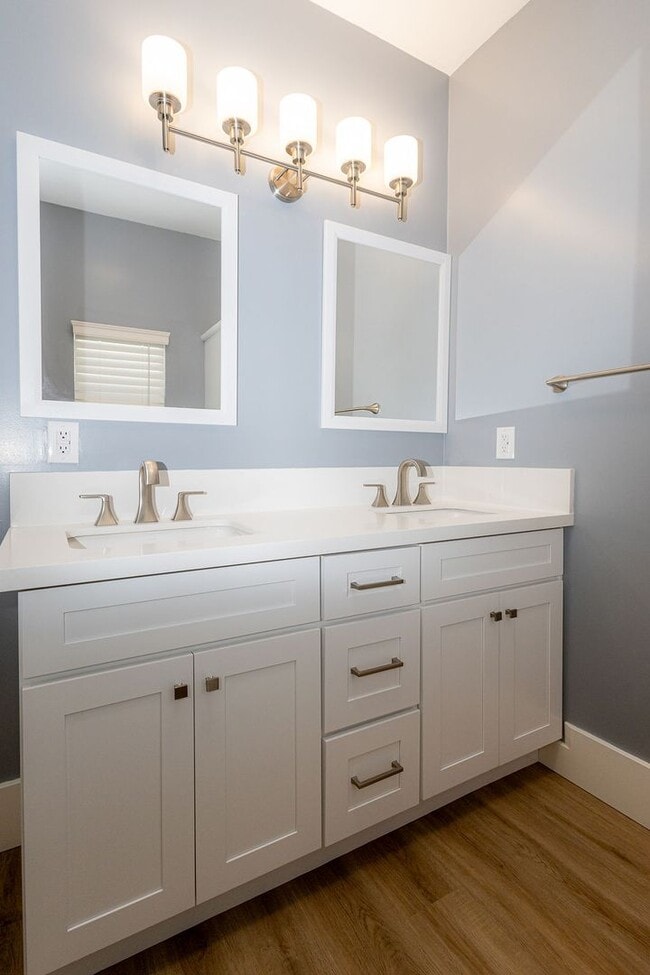 Building Photo - Fully Renovated Craftsman Home, 3-Bedroom,...