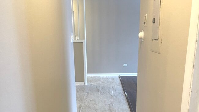 Building Photo - 1035 Higgins Quarters Dr