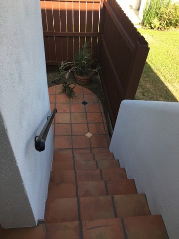 Stairs going down - 5943 Tujunga Ave