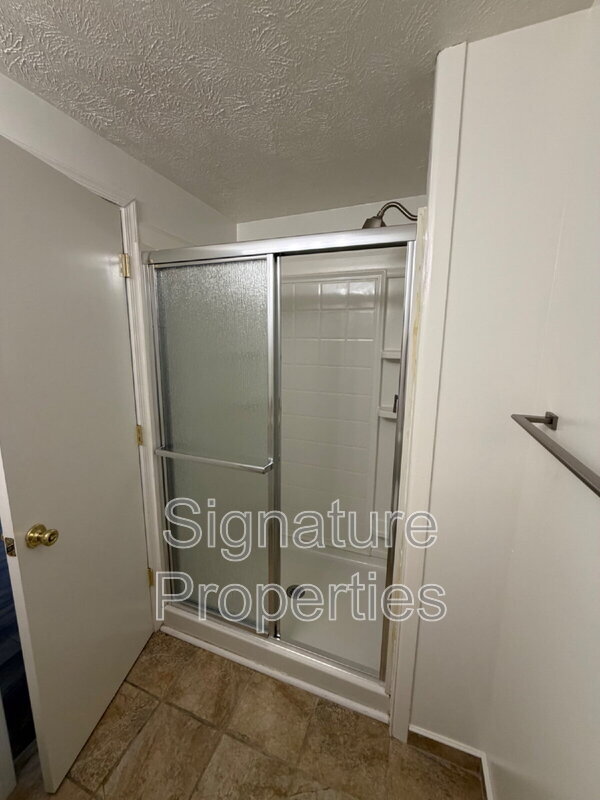 Building Photo - 9397 London Tower Ct