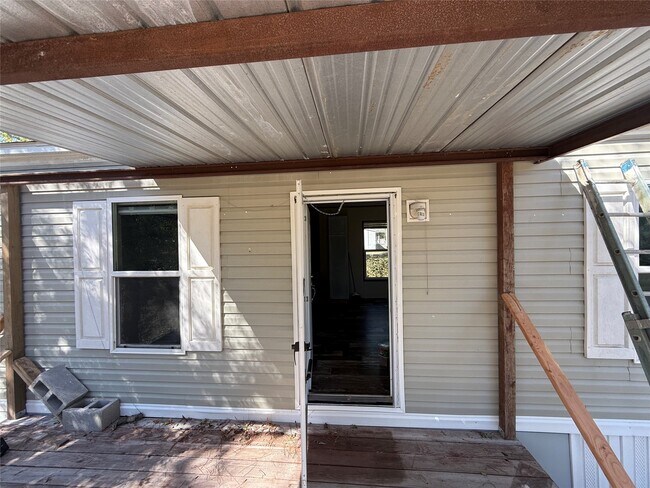 Building Photo - 37019 Gossamer Ln