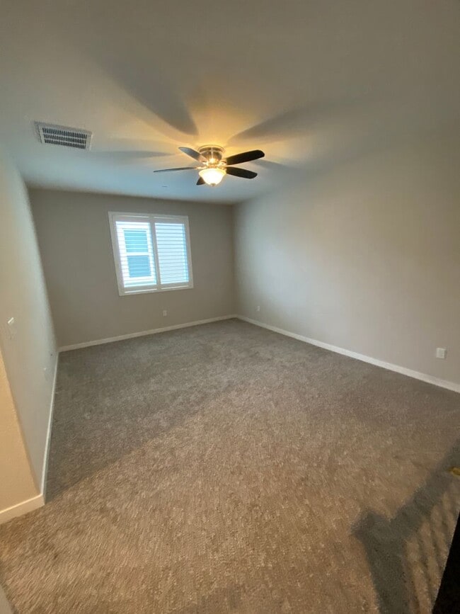 Building Photo - 3–4 Bedroom Solar Home in Rocklin – Office + Loft | Available Now