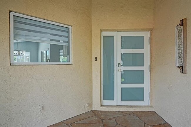 Building Photo - 5056 NW 95th Dr