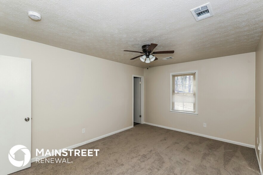 Building Photo - 1070 Salisbury Trail