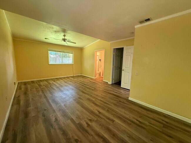 Building Photo - Great 3 Bedroom 2 Bath Home in Rancho Cordova