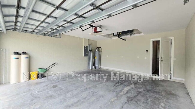 Building Photo - 232 NW 6th Ave