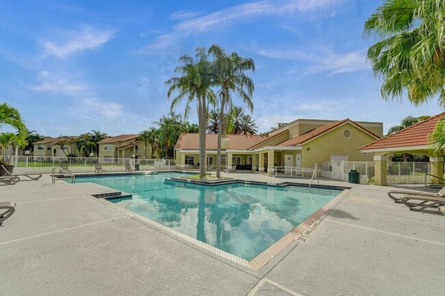 Building Photo - 12650 Vista Isles Dr