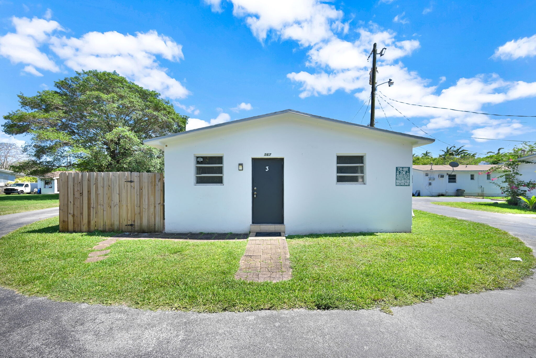 Building Photo - 567 NW 90th St