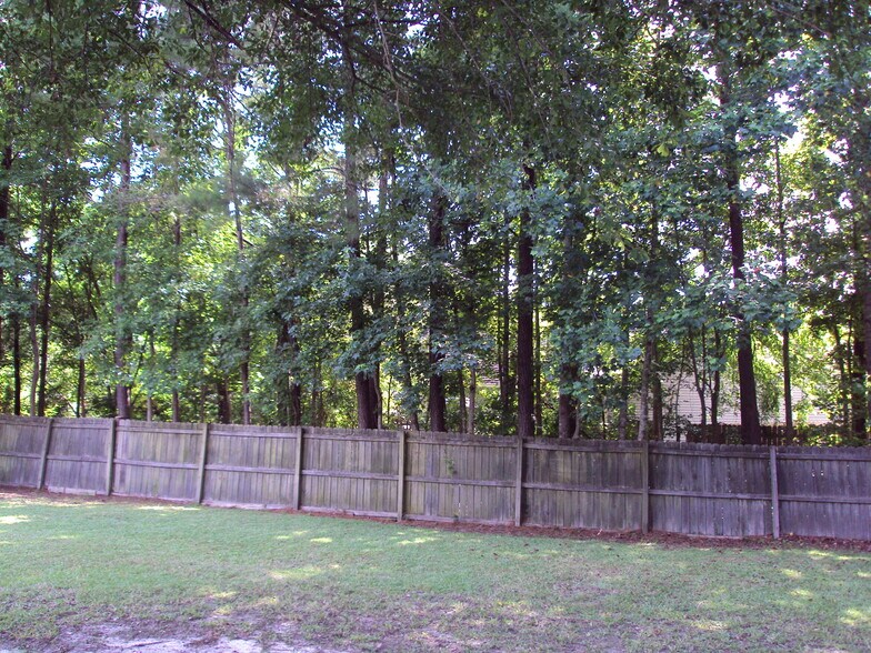 Building Photo - 132 Alston Cir
