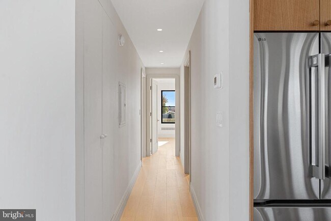 Building Photo - 501 Haddonfield-Berlin Rd