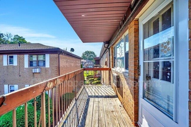 Building Photo - 55 Gill Ln