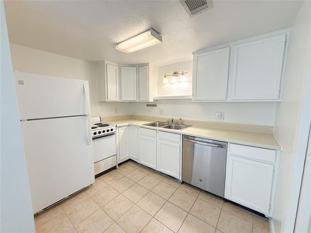 Building Photo - 4123 Herschel Ave