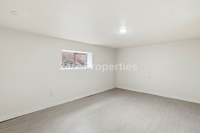 Building Photo - Amazing 4 bedroom home in SE Portland!