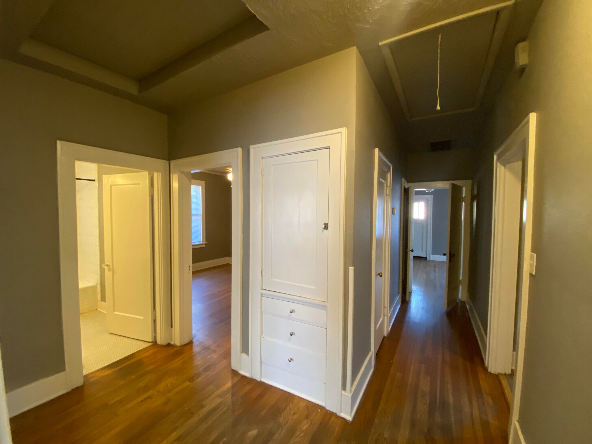 Building Photo - 1748 E 14th St