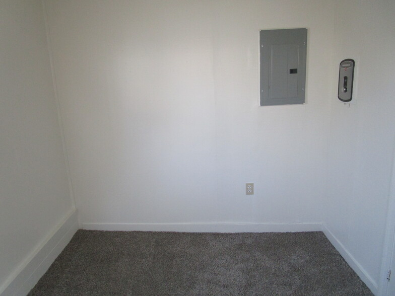 Building Photo - 36 Mulberry St