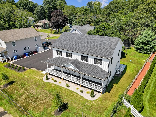 Building Photo - 33 West End Ave