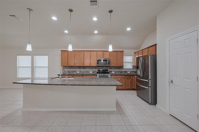 Building Photo - 6723 Widdenbrook Trace
