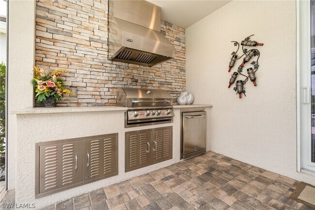 Building Photo - 15278 Blue Bay Cir