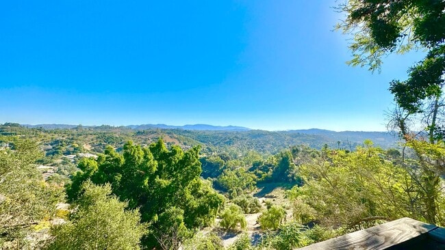 Building Photo - Unique and Rustic Detached Guest Home Unit on Private Country Property Overlooking the Stunning G...