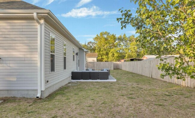 Building Photo - 3 Bedroom In Ogden Area