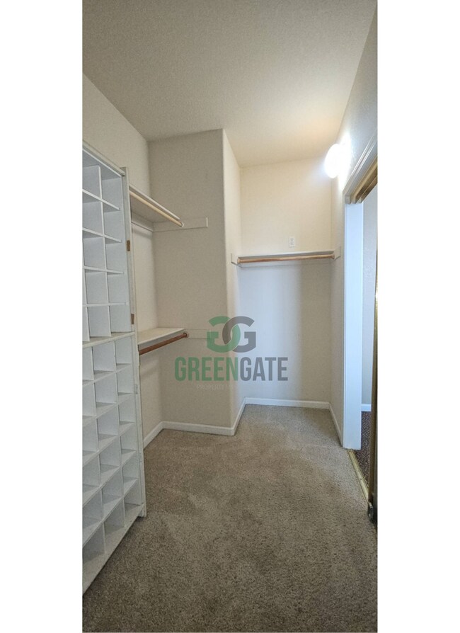 Building Photo - Spacious 4 Bedroom in Manteca!!! Ready