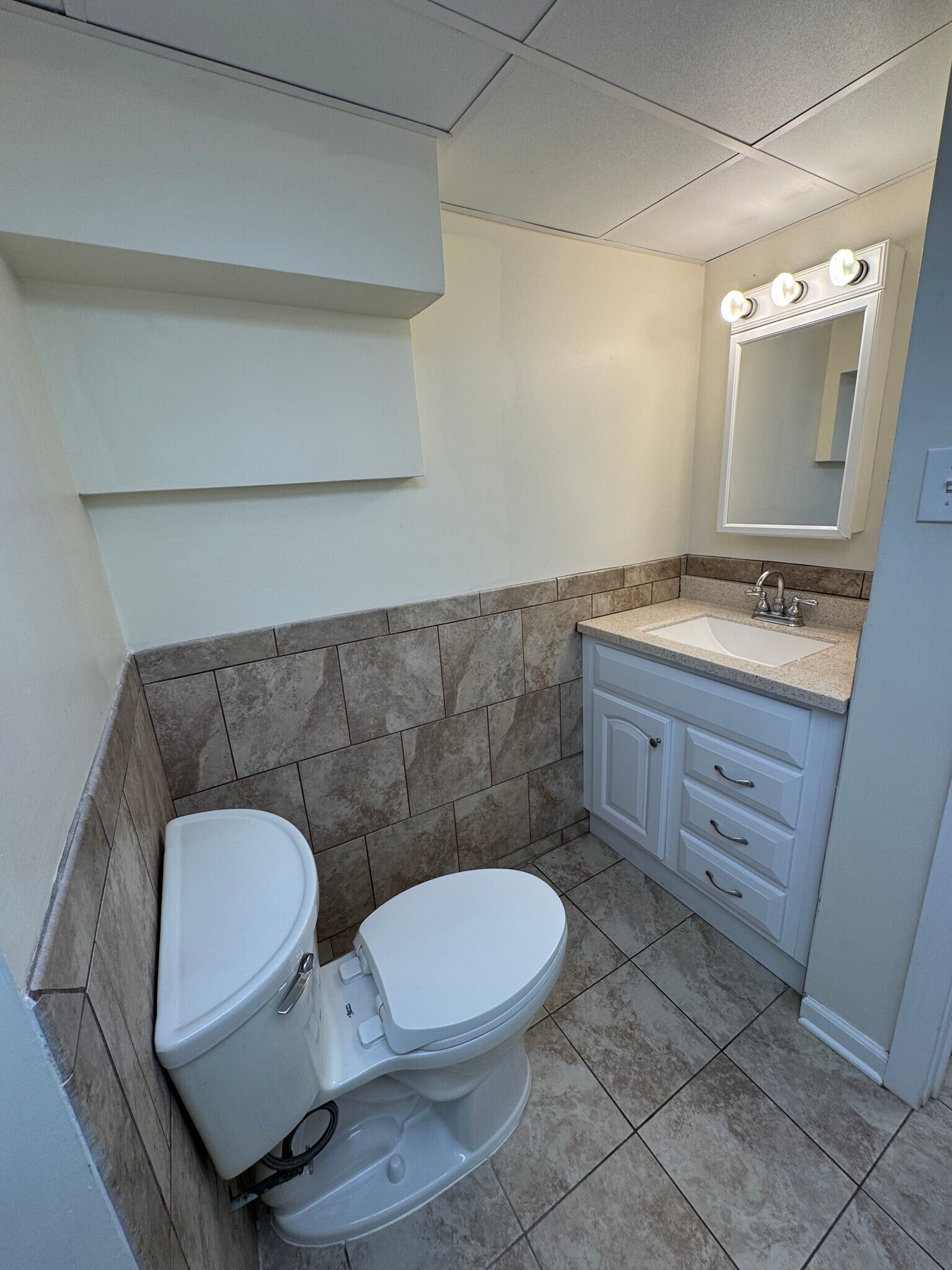 Building Photo - 1239 Disston St Unit 2