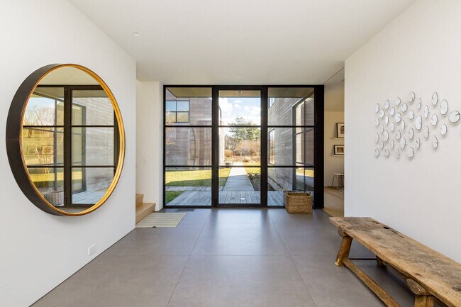 Building Photo - 232 Mitchell Ln