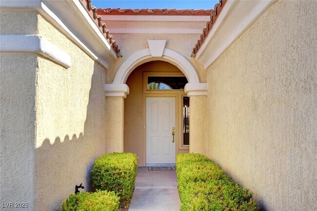 Building Photo - 10713 Grand Cypress Ave