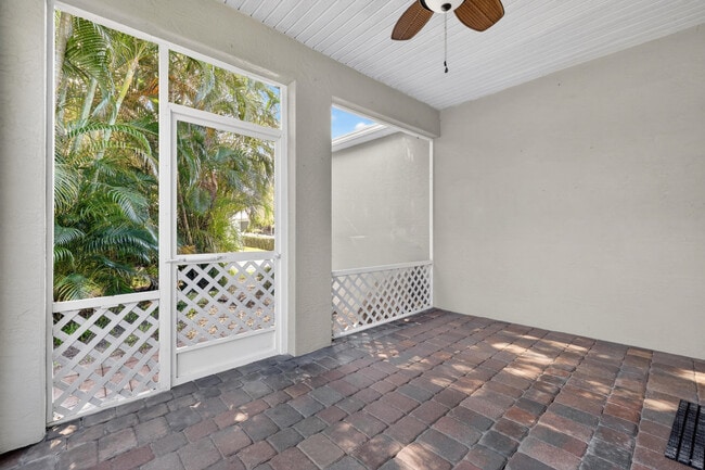 Building Photo - 7865 15th Ln