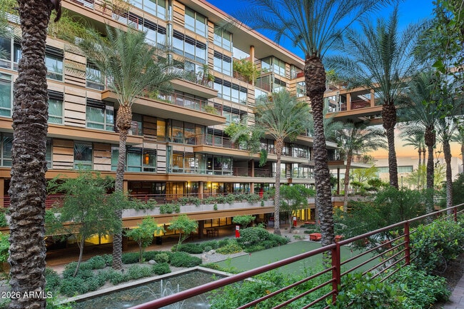 Building Photo - 7141 E Rancho Vista Dr