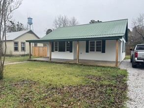 Building Photo - 610 Ripley Ave