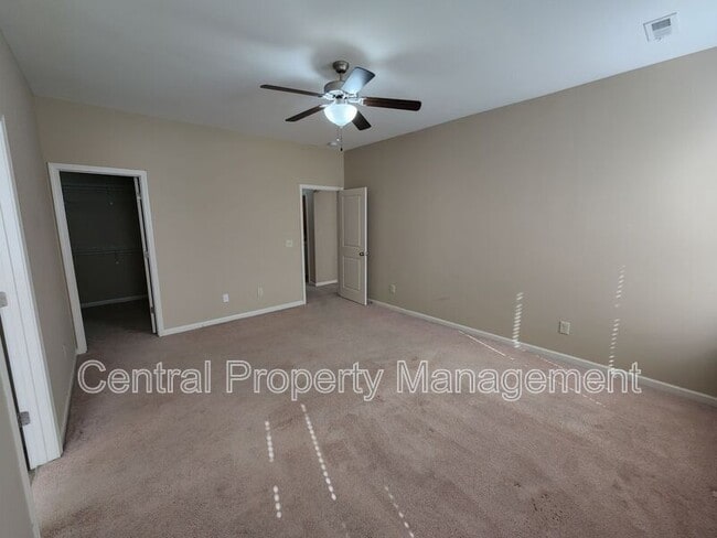 Building Photo - 1 Redwolf Ln