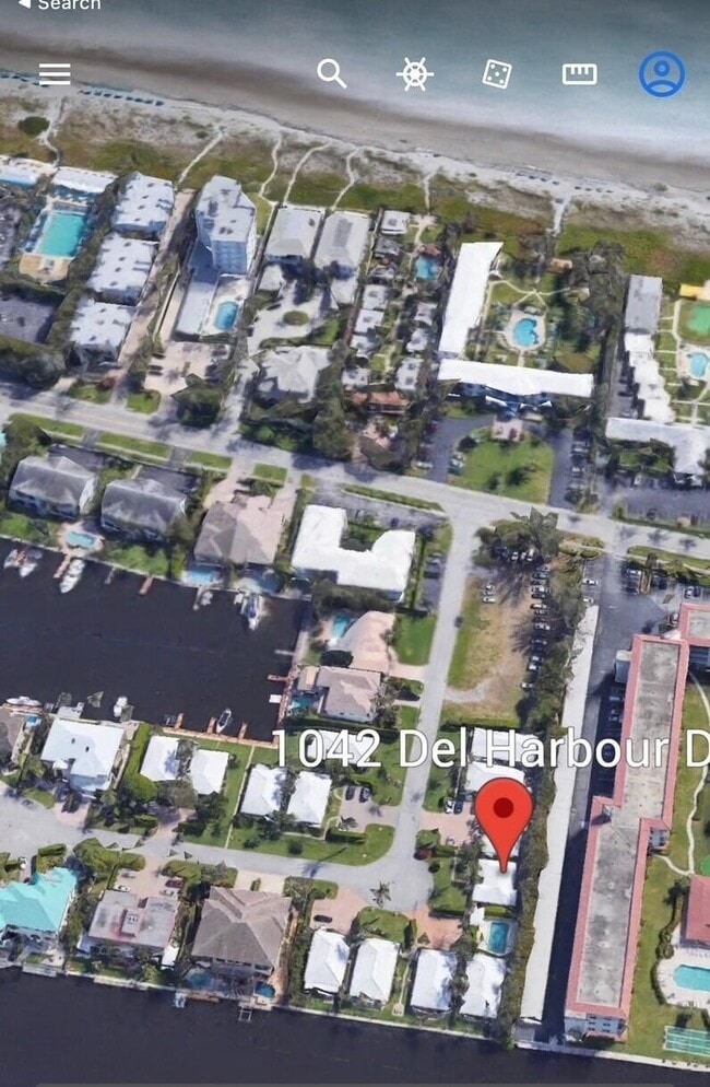 Building Photo - 1042 Del Harbour Dr