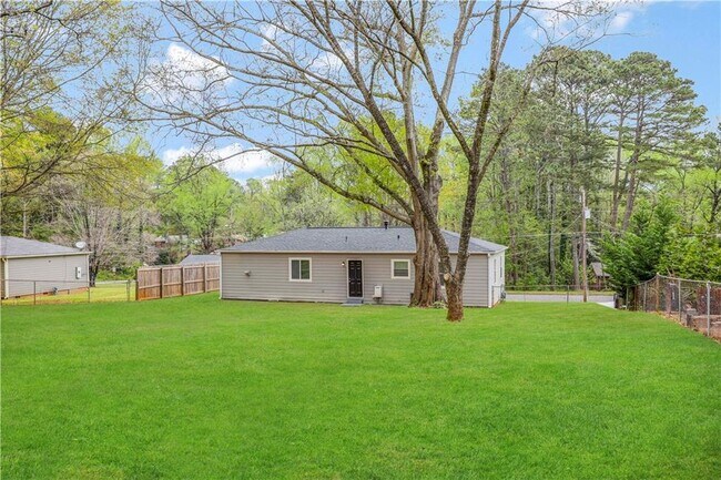 Building Photo - 1786 Inas Way