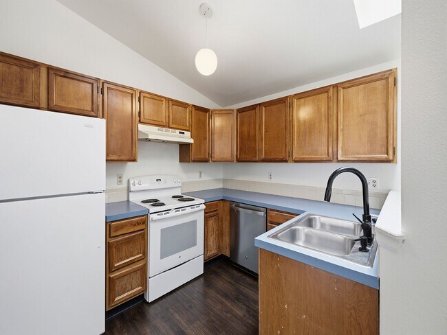 Building Photo - 2742 Pampas Dr