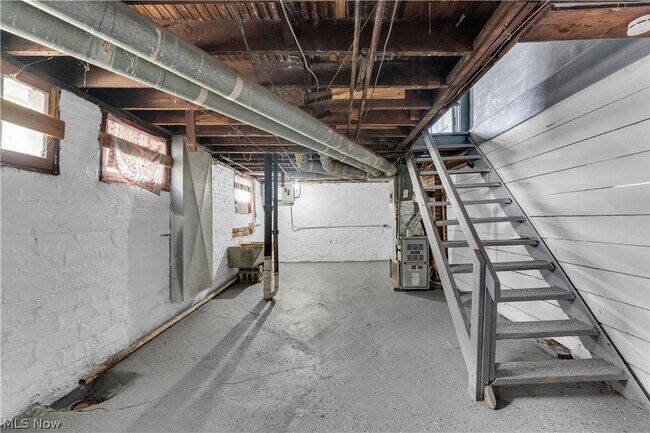 Building Photo - 1144 E 145th St