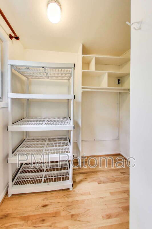 Building Photo - 4118 Wexford Ct