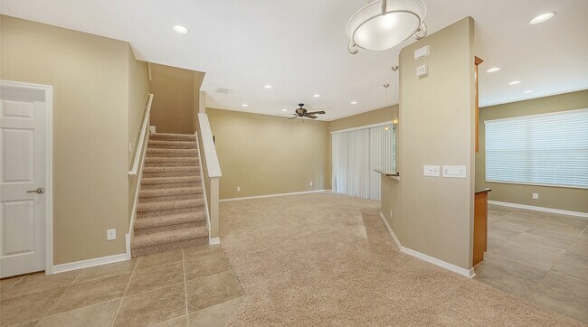 Building Photo - 8280 Villa Grande Ct