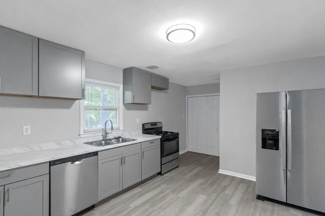 Building Photo - This fully remodeled 3-bedroom, 1-bath home in Covington (Pictures Coming Soon)