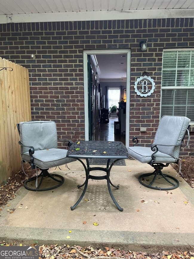 Building Photo - 101 Wood Lake Dr