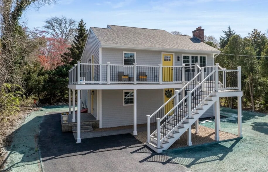 Primary Photo - 46 Stoneledge Rd